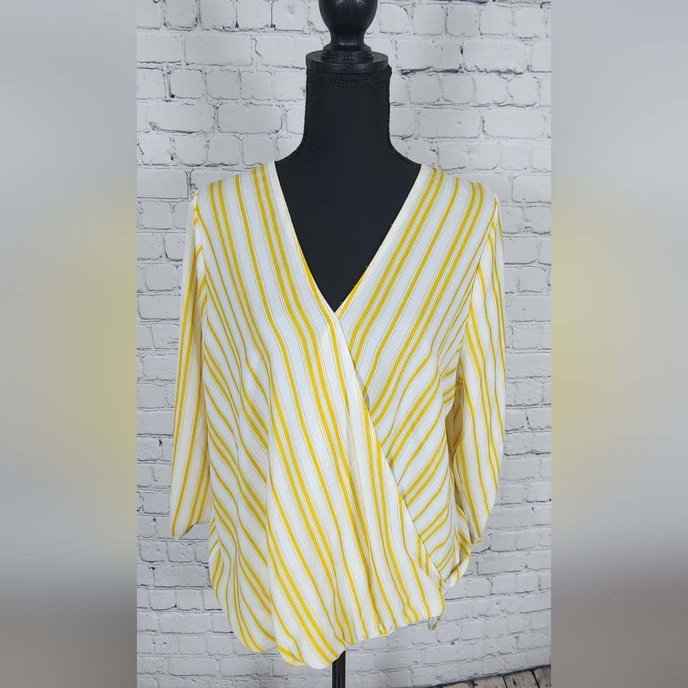 West Kei Allan Surplice Roll Tab High Low Top Large